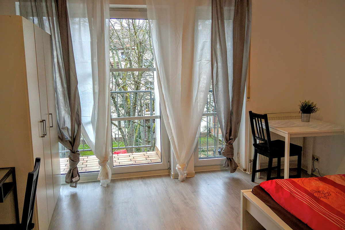 City_Apartment_Worms_1-Zimmer-Standard-Apartment-mit-Balkon_22qm_0215